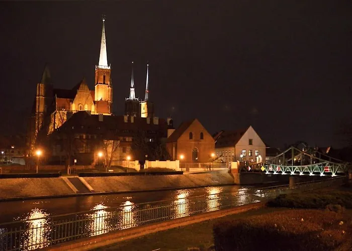 Natural Apartment In The City Center - Old Town